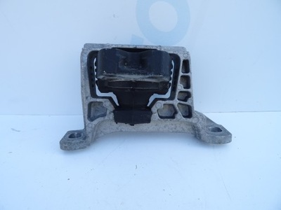 Volvo v40 ii d2 кронштейн подушка двигателя фото №1