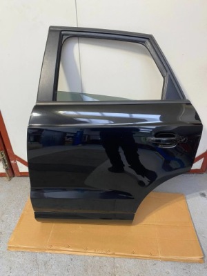 Audi q3 8u повний двері лівий задня задні чорні lz9y фото №1