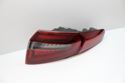 Alfa romeo stelvio - фара задня правий led 2016+ фото №1