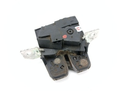 Замок кришки багажника mercedes a w176 a2467400035 фото №1