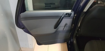 Петля двері перед задня vw polo 9n lift версія 5d фото №1