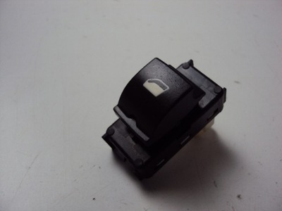 Панель скло задня peugeot 3008 ii фото №1