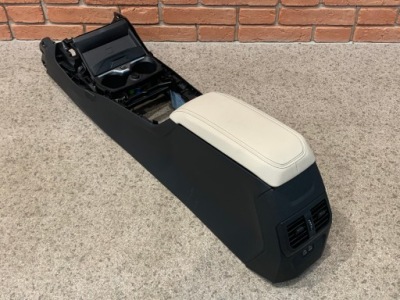 Bmw f40 f44 тунель середній підлокітник oyster фото №1