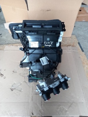 Clio v 1.5bdci отопитель панель kpl. фото №1