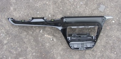 Peugeot 208 i рамка радио фото №1