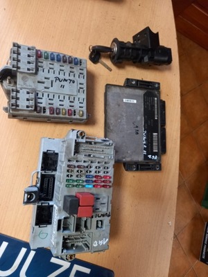 Бортовий комп'ютер імобілайзер fiat punto ii 1.9 d r04010032d фото №1