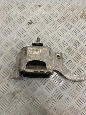 Подушка двигателя кронштейн кронштейн mini cooper r55 clubman 1.6hdi 6779805 фото №1