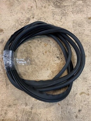 Прокладка двері права ford b-max фото №1