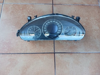 Лічильник mercedes w211 cdi a2115400411 фото №1