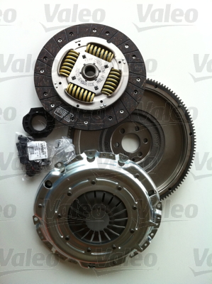 КОМПЛЕКТ СЦЕПЛЕНИЯ VALEO 835035