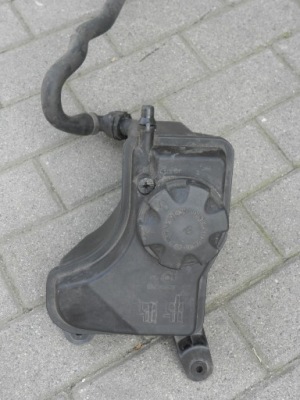 Бачок розширювальний bmw x1 2,0d фото №1