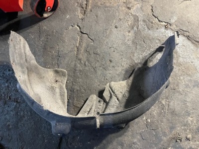 338 bmw 2 f45 f46 подкрылок задние правое фото №1