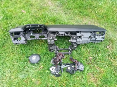 Панель приладів панель приладів clio v rs line оригінал фото №1