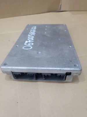 Підсилювач maserati levante 06700386660 фото №1