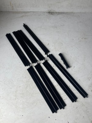 Стулка шторка жалюзі поперечина передній peugeot 508 i lift фото №1