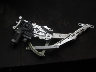 Механизм стекло правый перед opel astra h фото №1