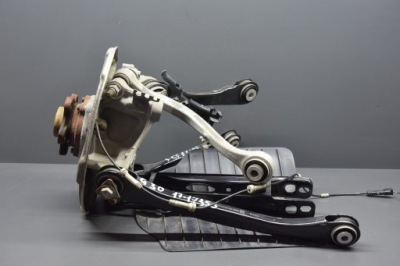 Поворотный кулак левая рычаг задняя bmw 5 g30 10828km фото №1