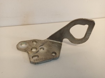 Засувка сидіння правий mercedes w247 a1779210200 фото №1