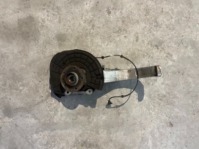 Поворотний кулак maserati levante rh фото №1