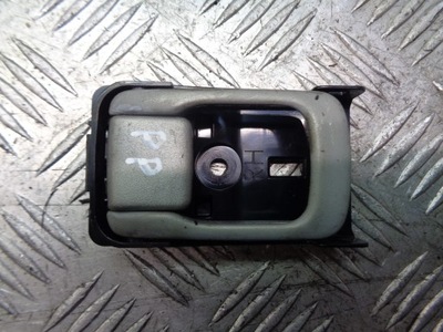 Ручка правая передняя внутренняя nissan micra k11 фото №1