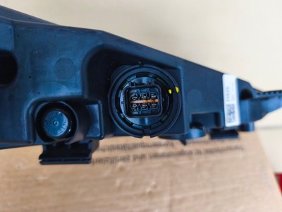 Hyundai kona i lift лампа левая перед передняя противотуманная фара drl фото №1