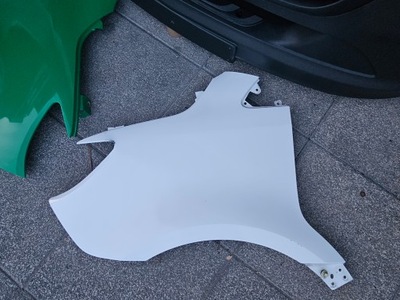 Sprinter 910 крила лівий фото №1