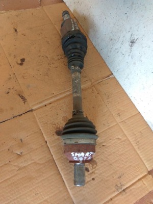 Smart forfour ii 0.9 turbo привідний вал ліва a4533503700 фото №1