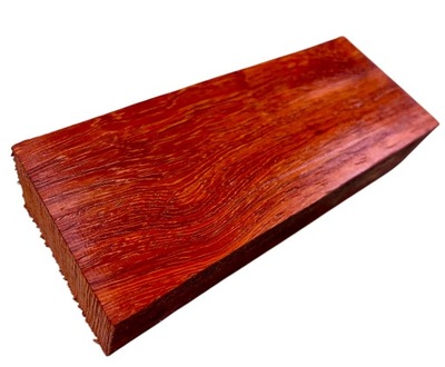 Drewno Padouk bloczek 30x50x140 knifemaking