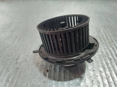 Вентилятор обдув, воздуходувка mercedes-benz klasa a w169 nissens 87112 2.0 фото №1