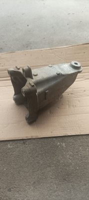 Mercedes w205 c-klasa кронштейн двигателя кронштейн фото №1