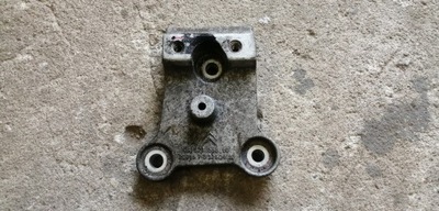 Citroen c4 cactus 1.6 hdi кронштейн коробки фото №1