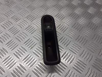 Панель скло лівий задня renault megane ii 1.6 фото №1