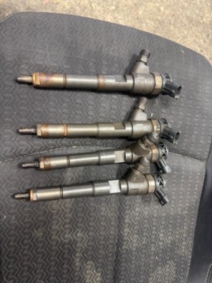 Форсунка 0445110485 h8201108033 renault kangoo ii mercedes citan 1.5 dci фото №1