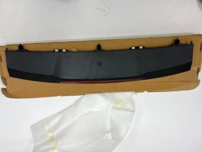 Накладка спойлер nissan qashqai iii j12 свет стоп крышки багажника оригинальный номер nowe фото №1