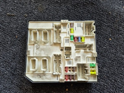 Модуль блок керування usm renault master iii 284b67570r фото №1