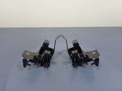 Bmw x5 g05 крепления пол багажника kpl 7438251 7438252 фото №1