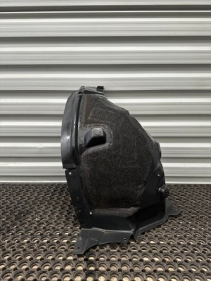 Bmw i3 подкрылок левый перед 7368601 фото №1