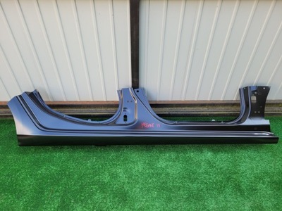 Renault megane iv 4 поріг правий обшивка поріг оригінальний номер фото №1