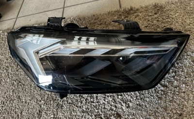 Лампа права audi a1 ii 82a.941.034.d full led 2018- фото №1