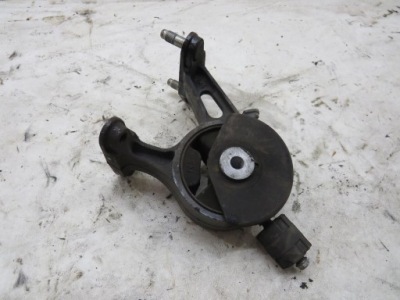 Кронштейн подушка двигуна verso 2.0 d4d 09- фото №1