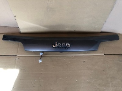 Jeep grand cherokee wk2 lift молдинг крышки накладка фото №1