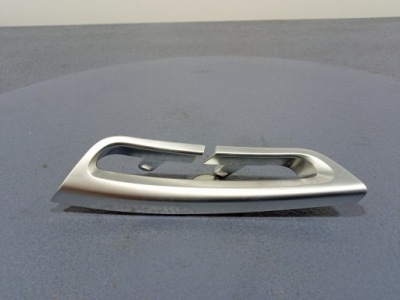 Mercedes s klasa w222 защита направляющая поперечина задняя правая a2228680422 фото №1