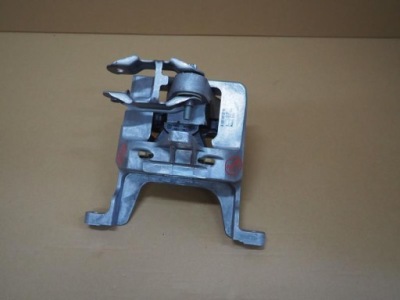 Кронштейн кронштейн подушка двигуна merceeds eqb300 x243 фото №1