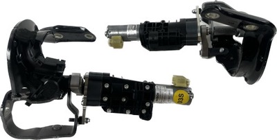 Петлі кришки задня audi q7 sq7 4m0827851 4m0827299 фото №1