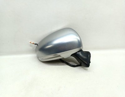 Зеркало правое toyota prius iii фото №1