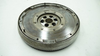 Volvo s40 ii 1.6d колесо двухмассовый 3m51-6477-ch фото №1