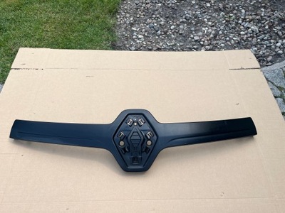 Решітка радіатора решітка радіатора передня renault trafic iii 2014 - 2019 . фото №1