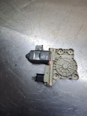 Моторчик подъёма окон левый перед bmw e65 фото №1