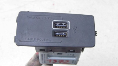 Volvo xc90 2021 разъём / соединитель usb 31407038 фото №1