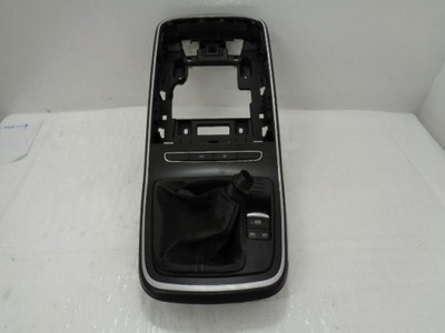 Renault scenic iv панель середній рамка 682607429r фото №1